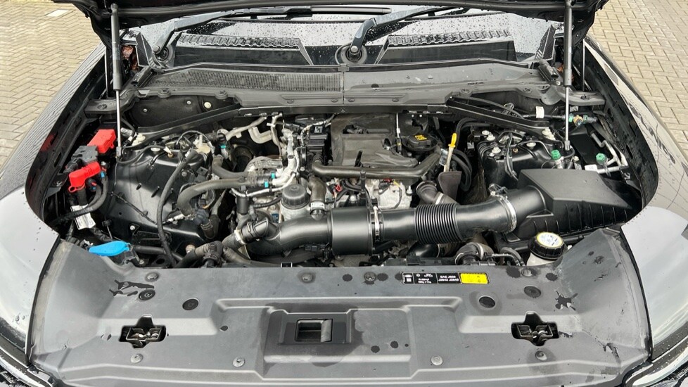 Used Land Rover Defender 2021 for sale - 76773218: Photo 30