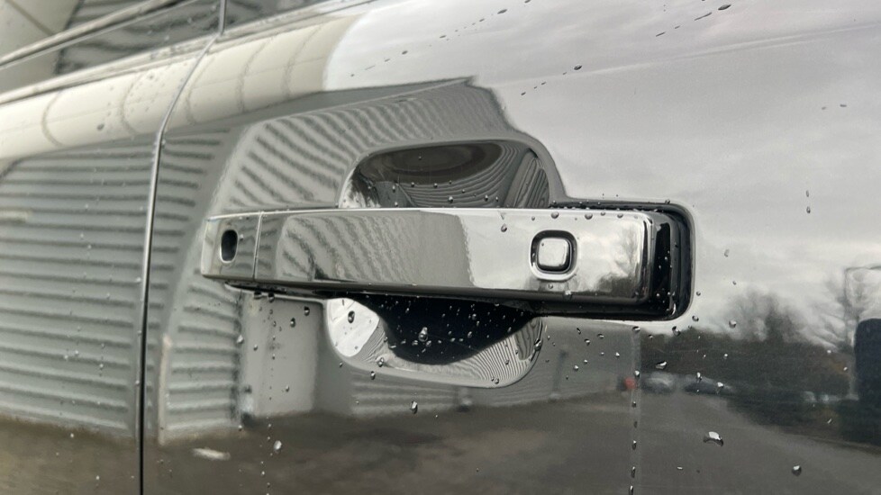 Used Land Rover Defender 2021 for sale - 76773218: Photo 35