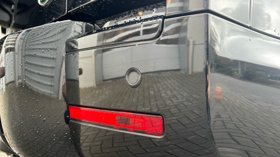 Used Land Rover Defender 2021 for sale - 76773218: Photo 40