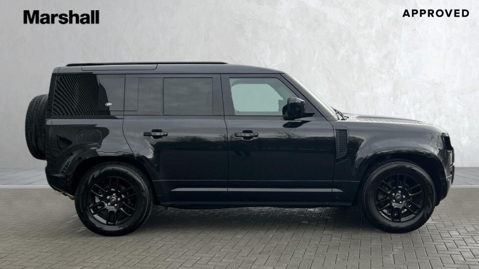 Used Land Rover Defender 2021 for sale - 76773218: Photo 5