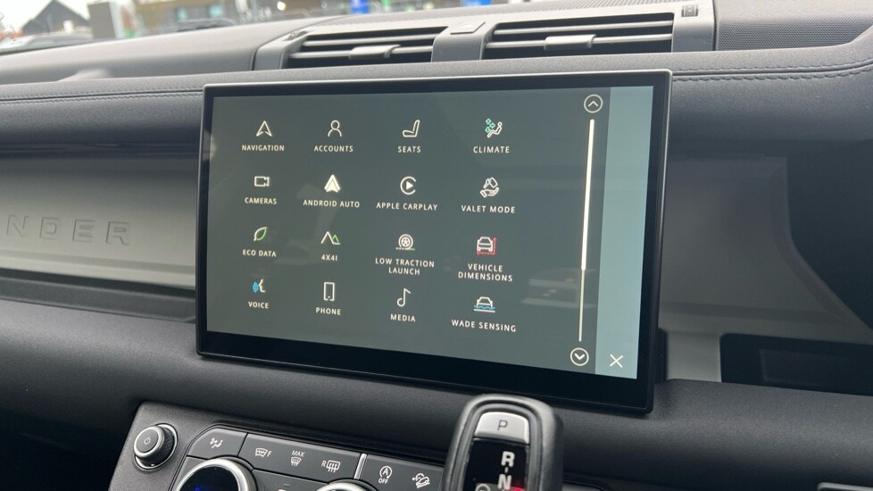 Used Land Rover Defender 2021 for sale - 76773218: Photo 56