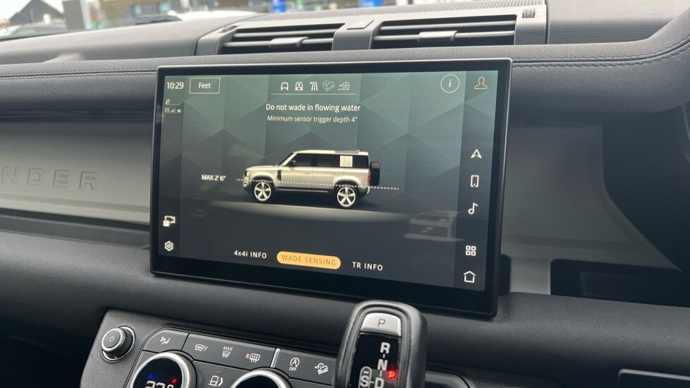 Used Land Rover Defender 2021 for sale - 76773218: Photo 59