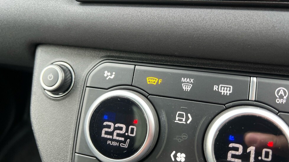 Used Land Rover Defender 2021 for sale - 76773218: Photo 62