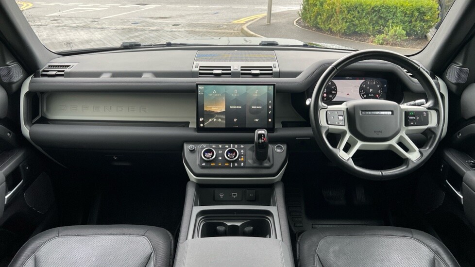 Used Land Rover Defender 2021 for sale - 76773218: Photo 9