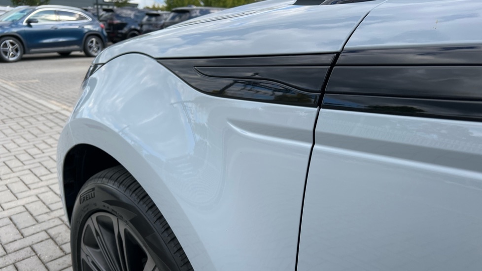 Used Land Rover Range Rover Evoque 2025 for sale - 76361845: Photo 20