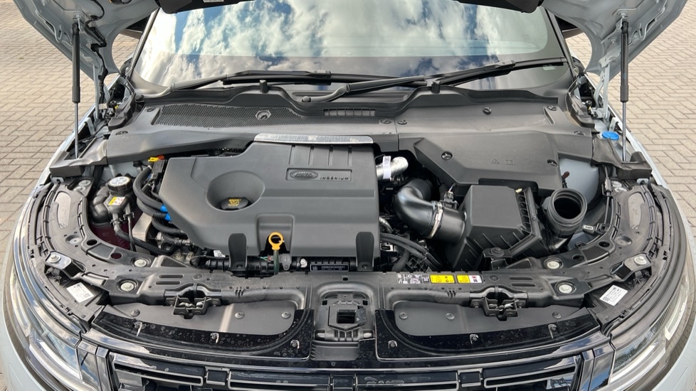 Used Land Rover Range Rover Evoque 2025 for sale - 76361845: Photo 30