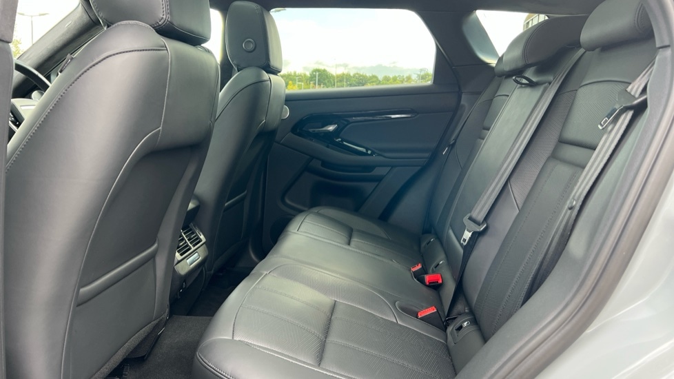 Used Land Rover Range Rover Evoque 2025 for sale - 76361845: Photo 4