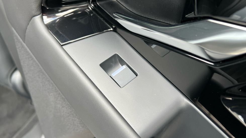 Used Land Rover Range Rover Evoque 2025 for sale - 76361845: Photo 47