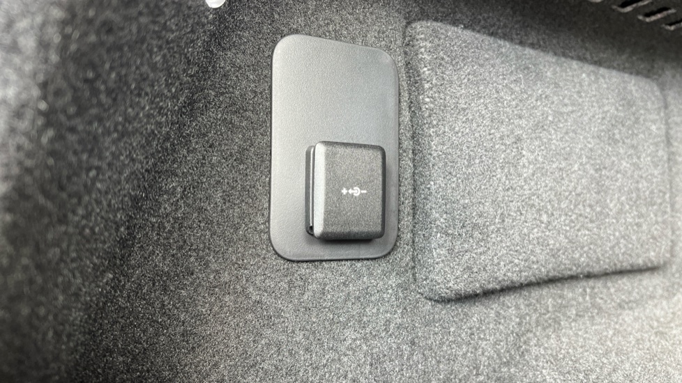 Used Land Rover Range Rover Evoque 2025 for sale - 76361845: Photo 52