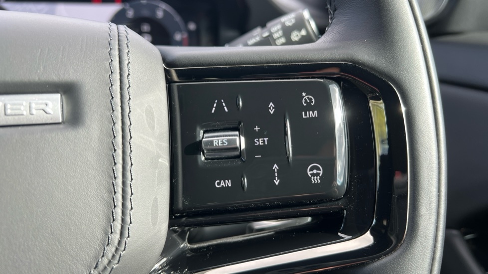 Used Land Rover Range Rover Evoque 2025 for sale - 76361845: Photo 67