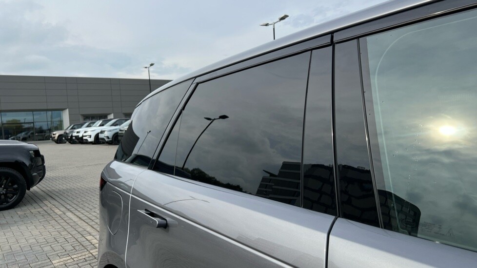 Used Land Rover Range Rover Sport 2023 for sale - 76104295: Photo 34