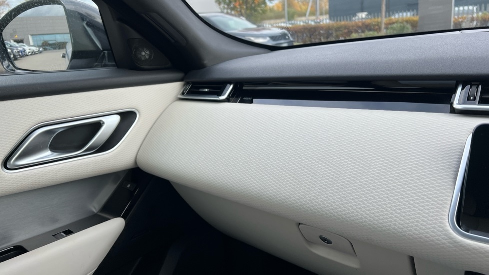 Used Land Rover Range Rover Velar 2022 for sale - 76338955: Photo 22