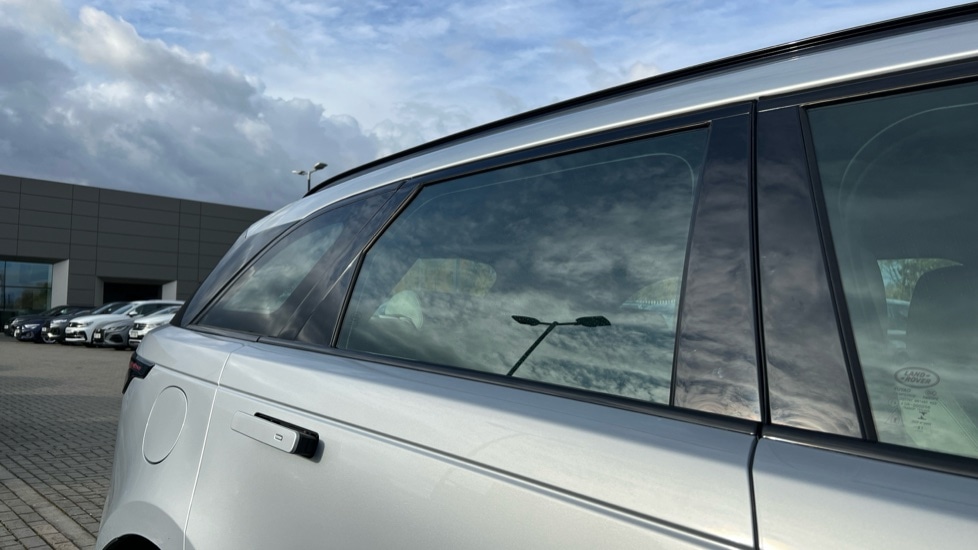 Used Land Rover Range Rover Velar 2022 for sale - 76338955: Photo 34