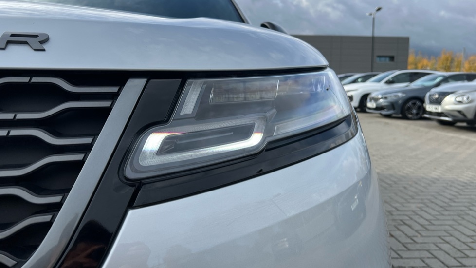 Used Land Rover Range Rover Velar 2022 for sale - 76338955: Photo 37