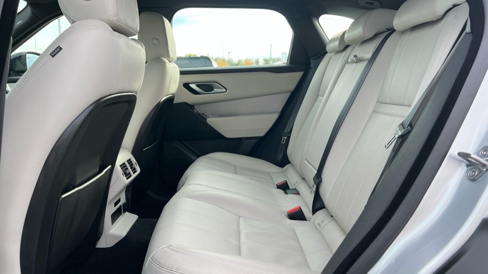 Used Land Rover Range Rover Velar 2022 for sale - 76338955: Photo 4