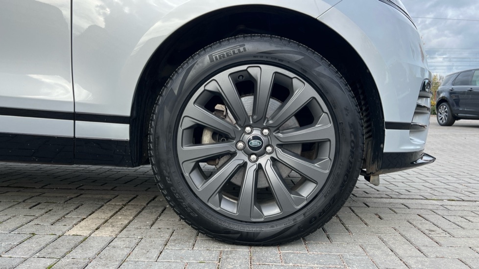 Used Land Rover Range Rover Velar 2022 for sale - 76338955: Photo 8