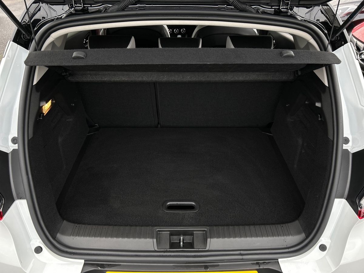 Used Renault Captur 2023 for sale - 76412816: Photo 21