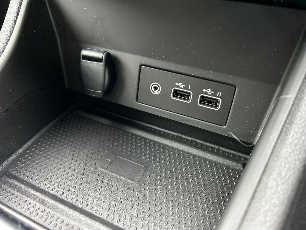 Used Renault Captur 2023 for sale - 76412816: Photo 35