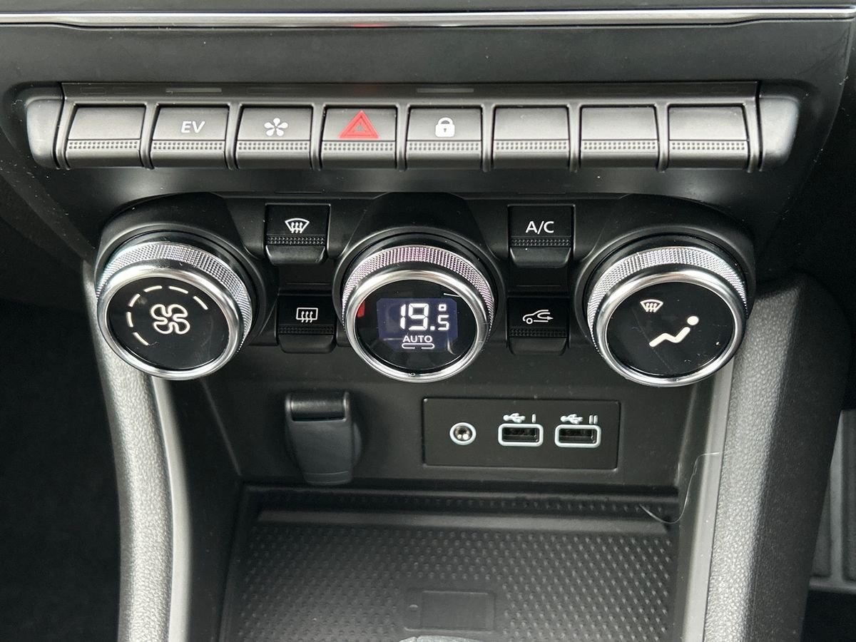 Used Renault Captur 2023 for sale - 76412816: Photo 36