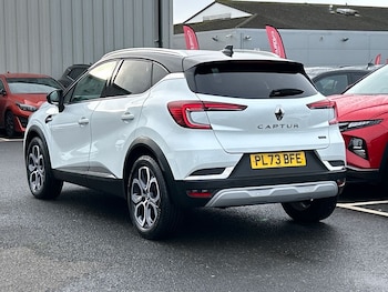 Used Renault Captur 2023 for sale - 76412816: Photo