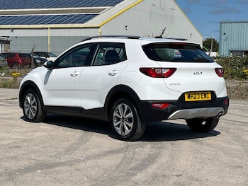 Used Kia Stonic 2023 for sale - 79266458: Photo