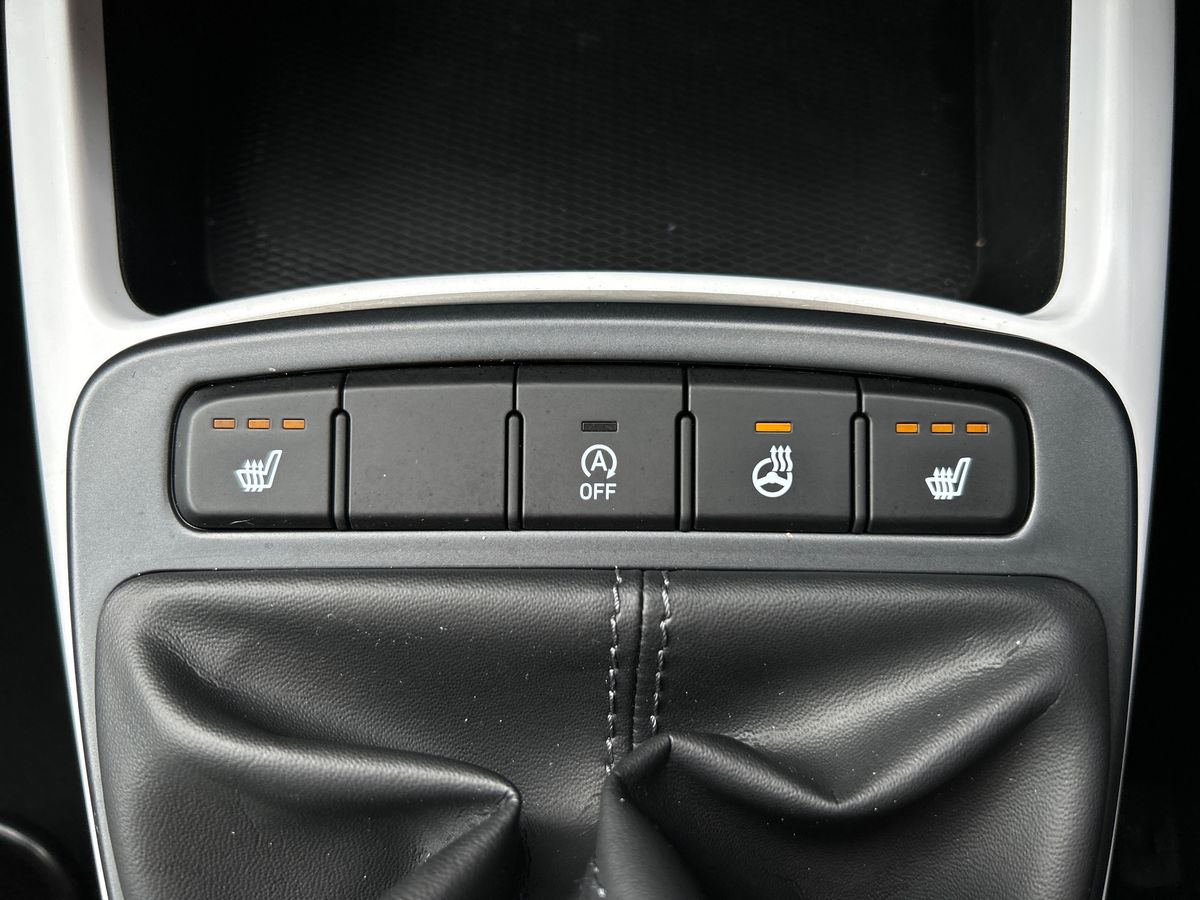 Vehicle 33