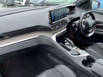 Used Peugeot 3008 2022 for sale - 76777474: Photo