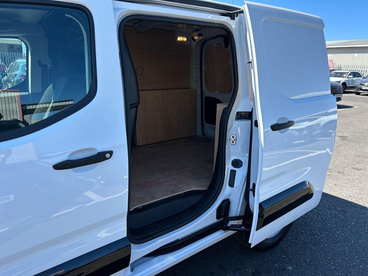 Used Citroen Berlingo 2024 for sale - 76520063: Photo 18