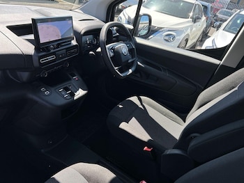 Used Citroen Berlingo 2024 for sale - 76520063: Photo