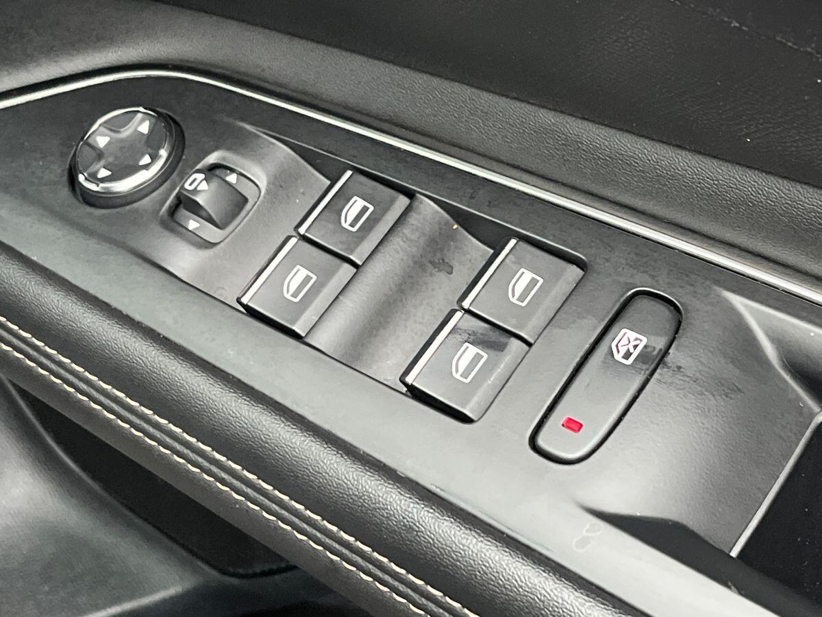 Used Peugeot 3008 2022 for sale - 76922856: Photo 44