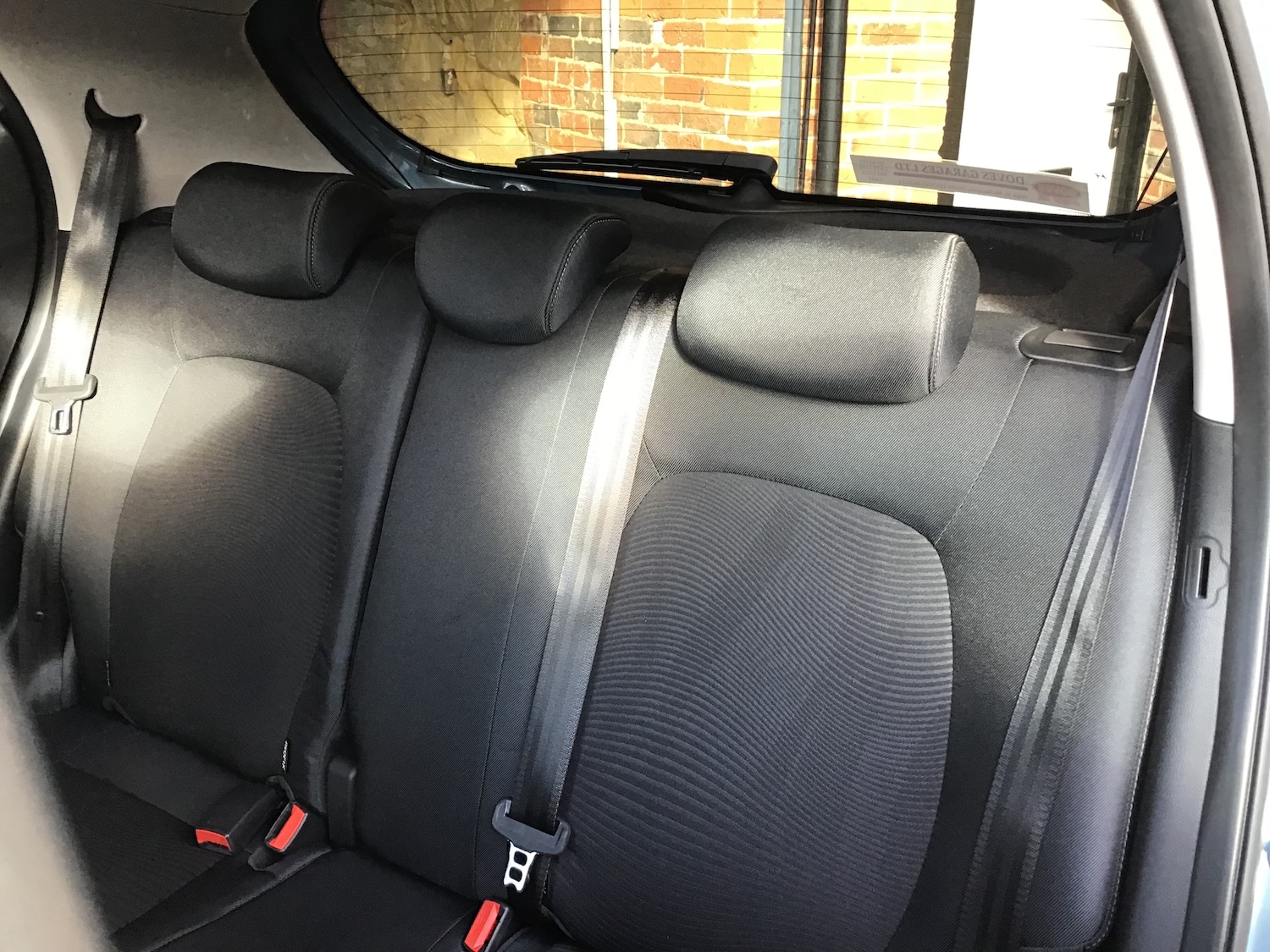 Used Hyundai i10 2019 for sale - 75908759: Photo 3