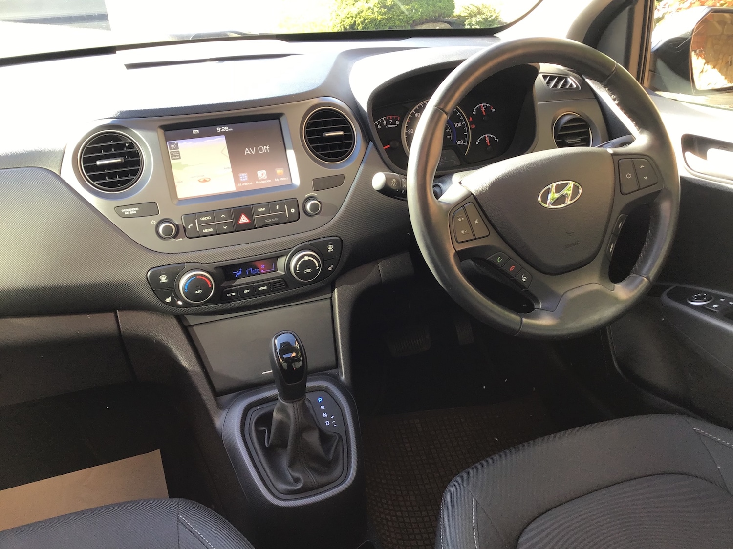 Used Hyundai i10 2019 for sale - 75908759: Photo 9