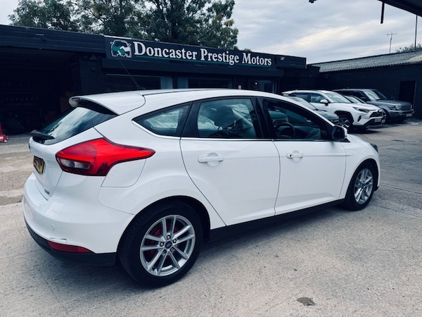 Used Ford Focus 2015 for sale - 76147674: Photo 11