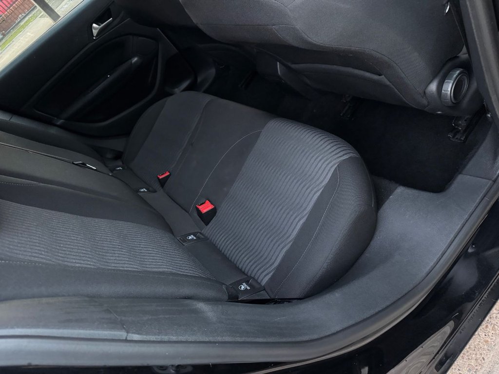 Used Peugeot 308 2015 for sale - 76380080: Photo 10