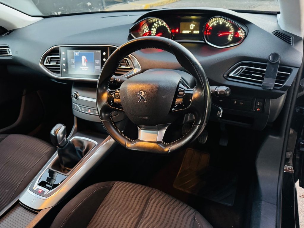Used Peugeot 308 2015 for sale - 76380080: Photo 17