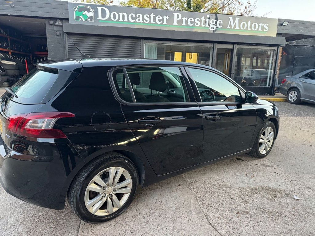 Used Peugeot 308 2015 for sale - 76380080: Photo 7
