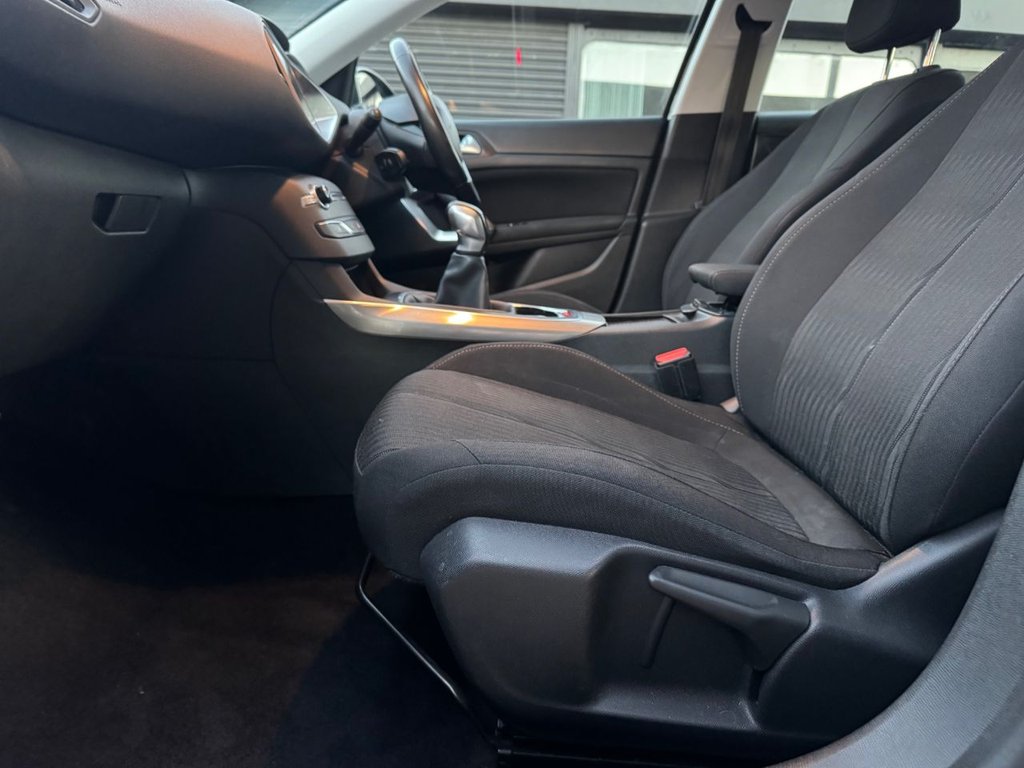Used Peugeot 308 2015 for sale - 76380080: Photo 9