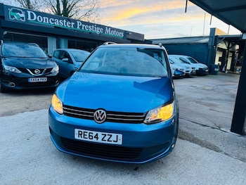 Used Volkswagen Touran 2014 for sale - 77313580: Photo