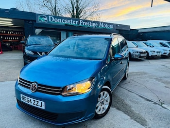 Used Volkswagen Touran 2014 for sale - 77313580: Photo