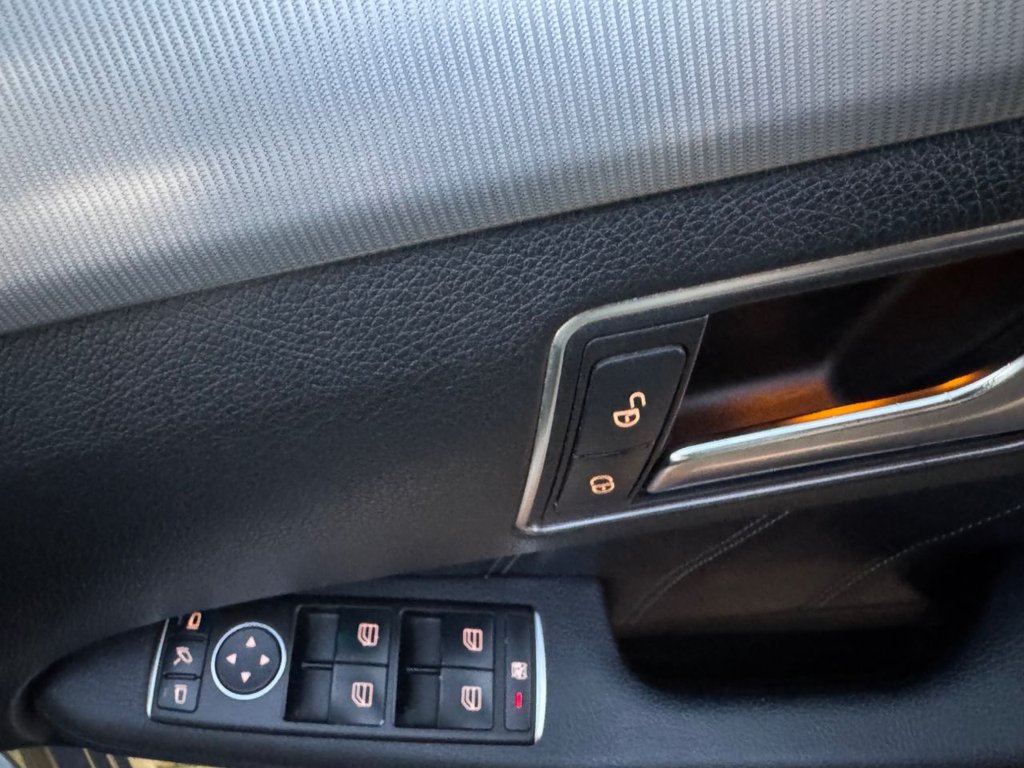 Used Mercedes-Benz E Class 2014 for sale - 76927563: Photo 17