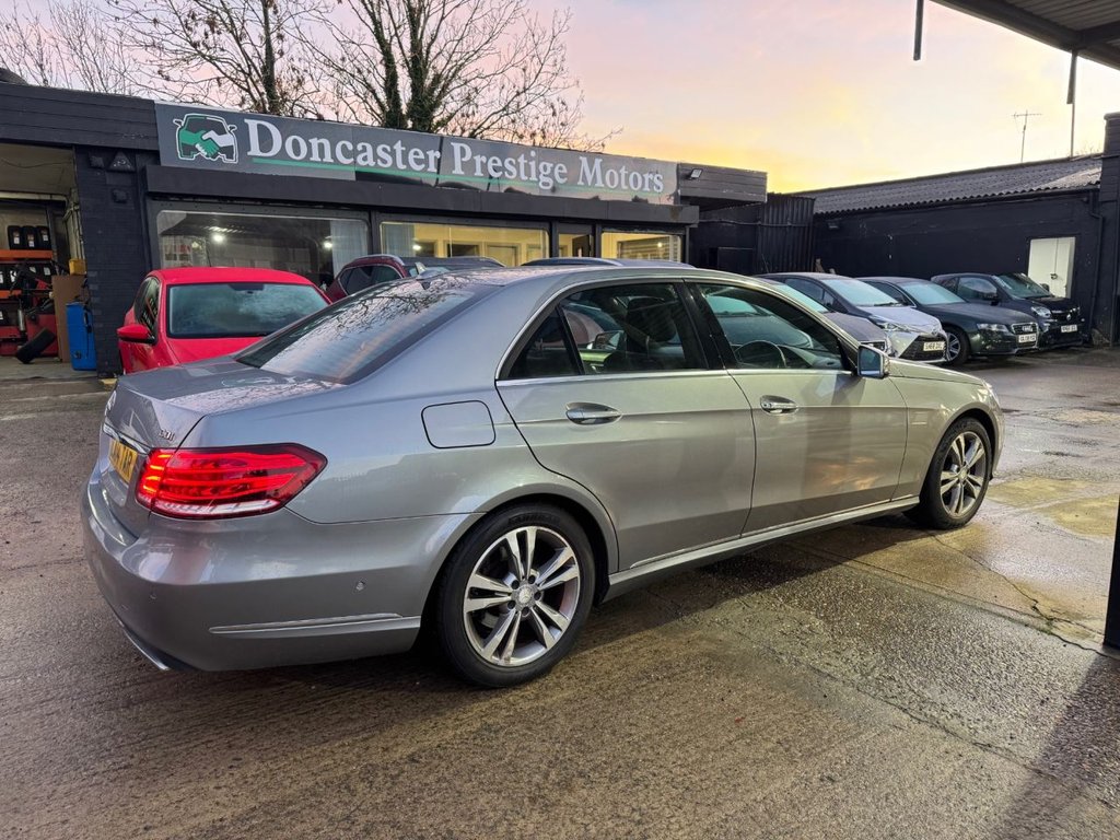 Used Mercedes-Benz E Class 2014 for sale - 76927563: Photo 8