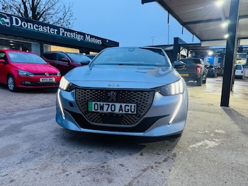 Used Peugeot 208 2021 for sale - 77014452: Photo