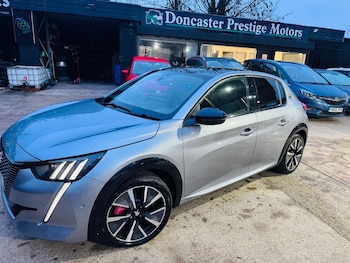 Used Peugeot 208 2021 for sale - 77014452: Photo