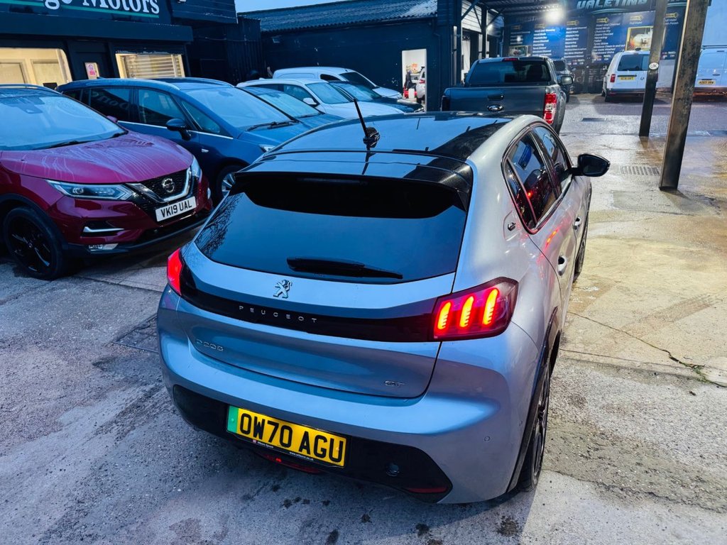 Used Peugeot 208 2021 for sale - 77014452: Photo 9