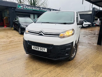 Citroen Dispatch feature image