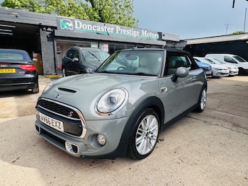 Used MINI Convertible 2016 for sale - 78968802: Photo