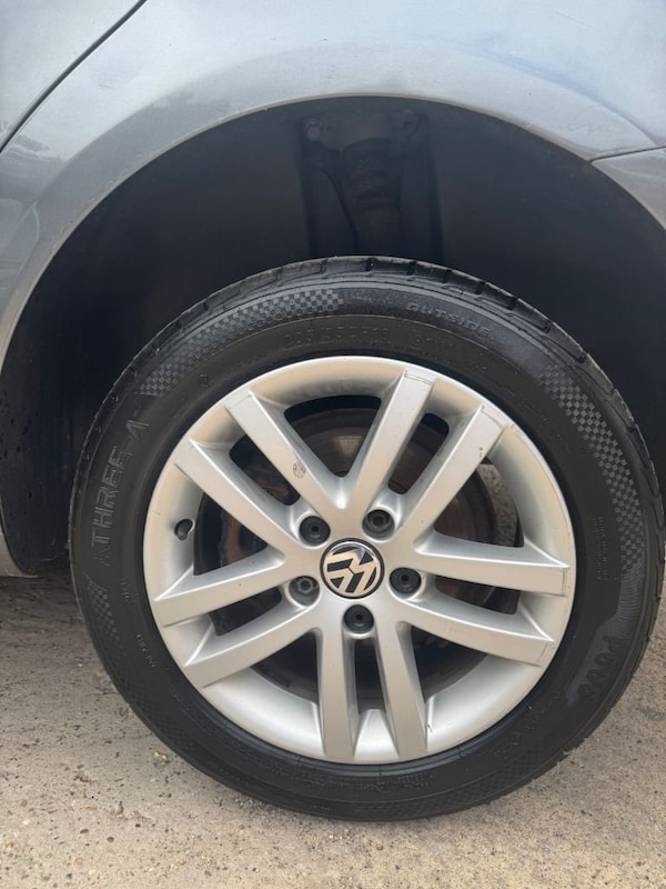 Used Volkswagen Touran 2015 for sale - 75537918: Photo 17