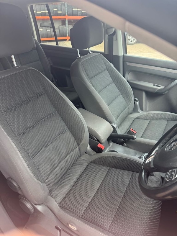 Used Volkswagen Touran 2015 for sale - 75537918: Photo 8