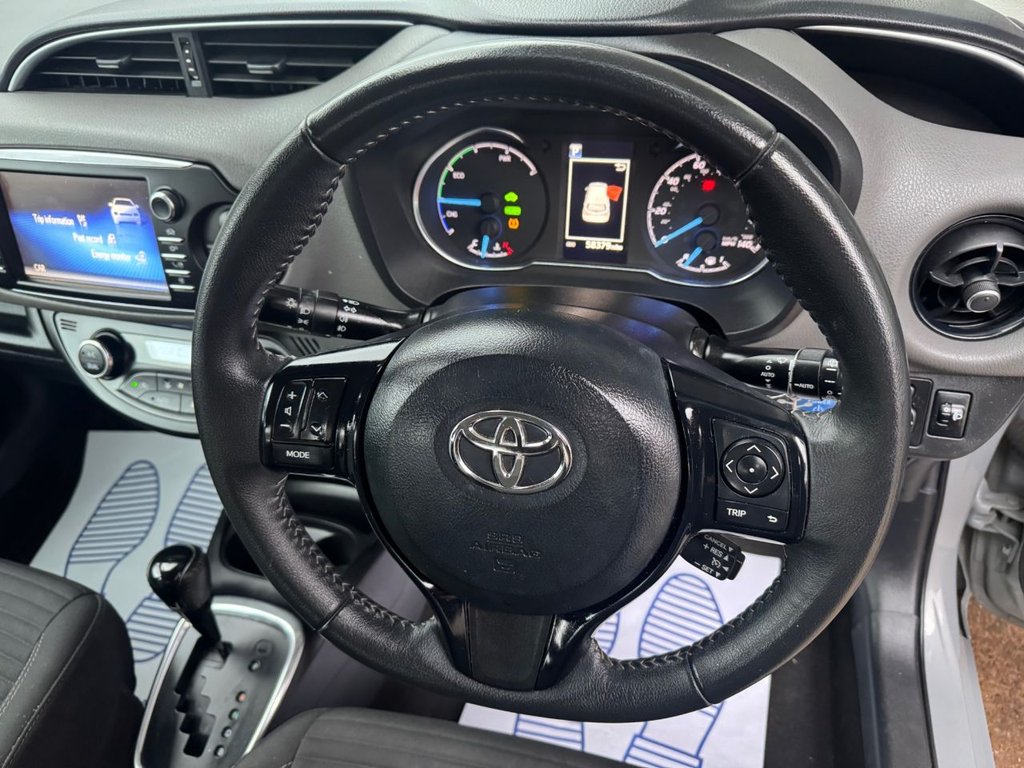 Used Toyota Yaris 2018 for sale - 77302557: Photo 12