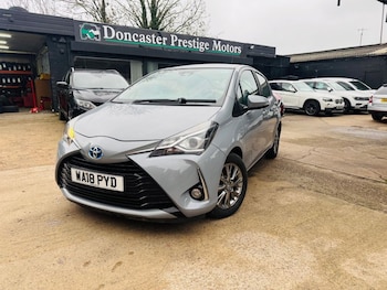 Used Toyota Yaris 2018 for sale - 77302557: Photo